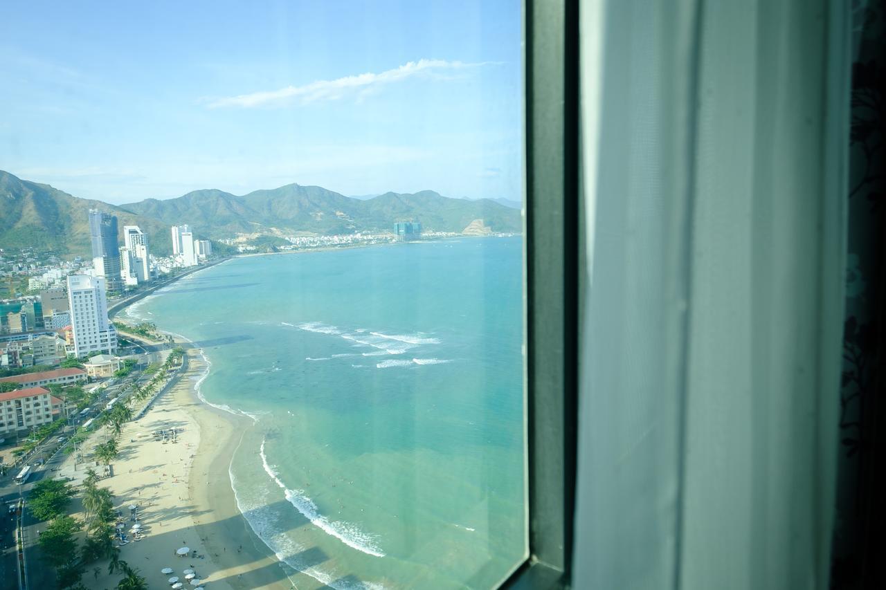 Sunrise Hon Chong Ocean View Apartment Nha Trang Exterior photo