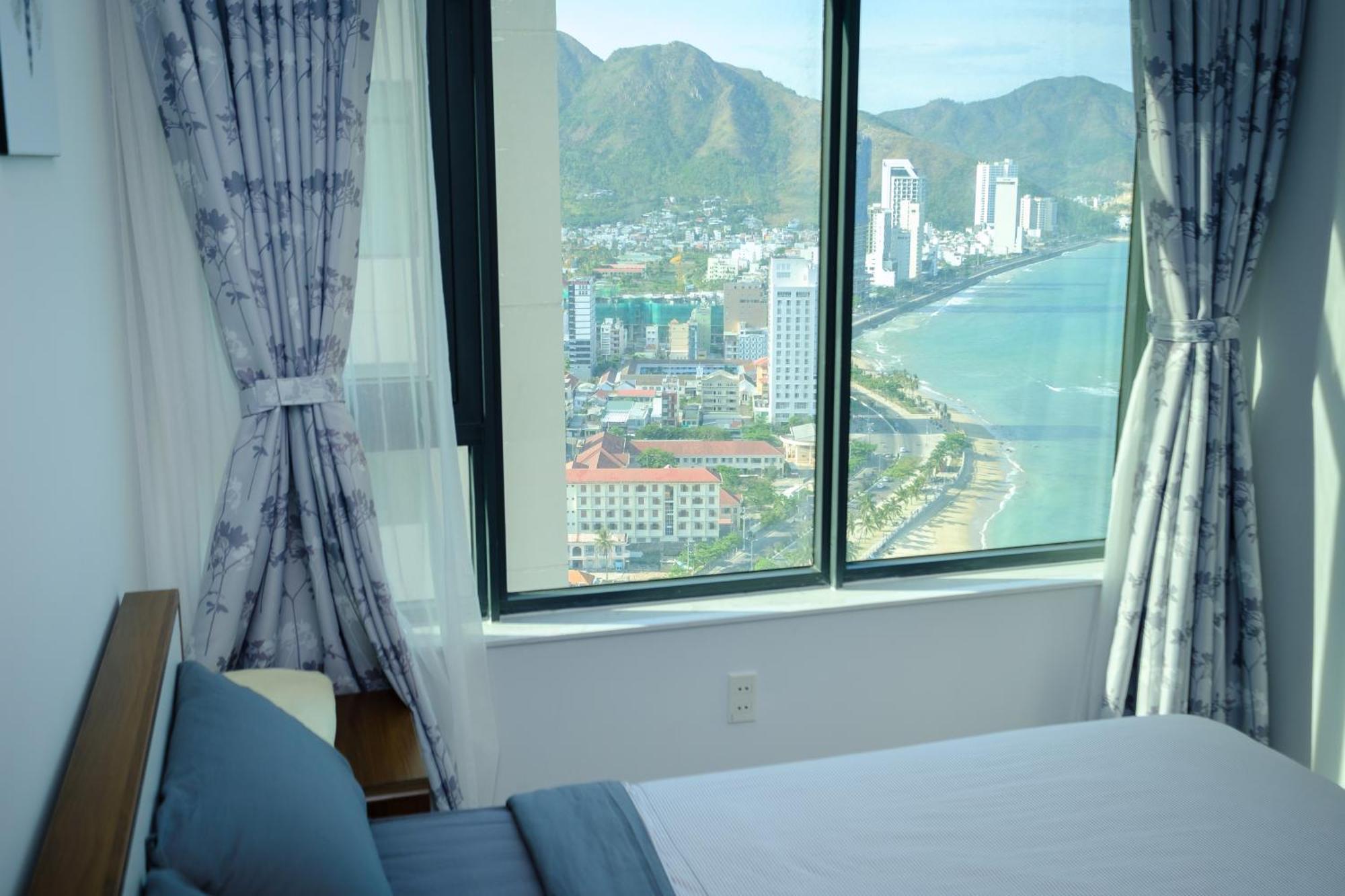 Sunrise Hon Chong Ocean View Apartment Nha Trang Exterior photo